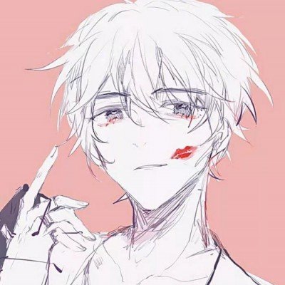 女子深夜洗澡后床上突现一米长蛇